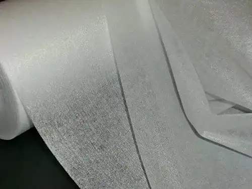 Bügelvlies Telateks 1 lfm. in Weiß, 45 g/m², 90 cm Breite
