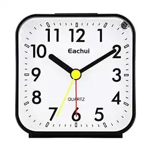 Analogwecker Eachui klein mit lautem Alarm und Nachtlichtfunktion