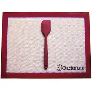 Silikon-Backmatte mit Teigschaber für Hobbybäcker