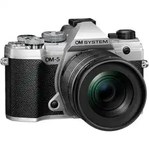 Systemkamera OM System OM-5 Micro Four Thirds mit M.Zuiko Objektiv