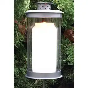 Grablaterne mit Stecker und 105 Stunden Brenndauer für Grablicht