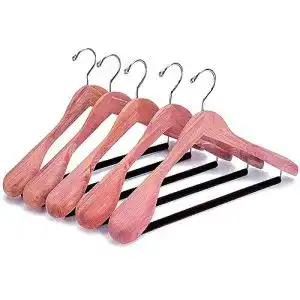 Holzkleiderbügel Amber Home, 5 Stück, 44,5 cm aus Zeder