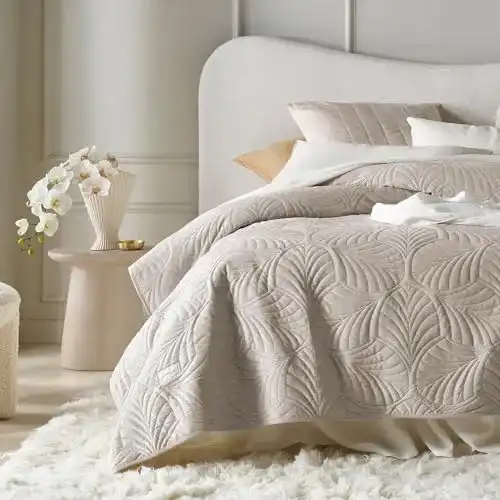 Tagesdecke Room99 Feel Elegante in Beige 200 x 220 cm