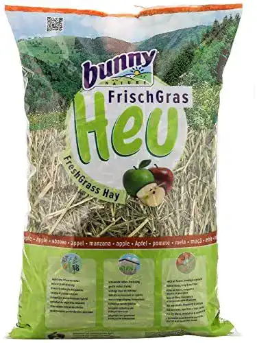 Kaninchen-Heu Bunny Nature Allgäuer Frischgras mit Apfel 500 g