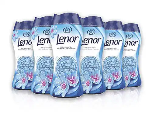 Lenor Wäscheparfüm Frühlingsblumen und Patchouli im Vergleich