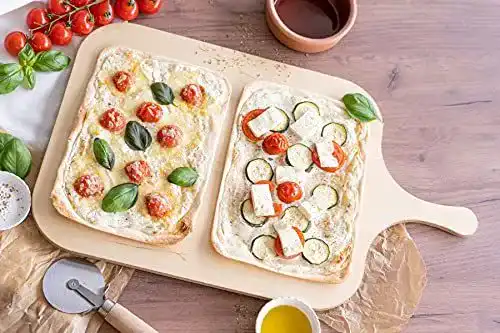 Flammkuchenbrett Eli Servier-, Pizzateller- und Schneidebrett aus Birkenholz