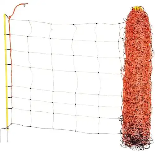 Schafnetz von Landkaufhaus Mayer, 106 cm hoch, 50 m lang, inkl. 14 Pfählen