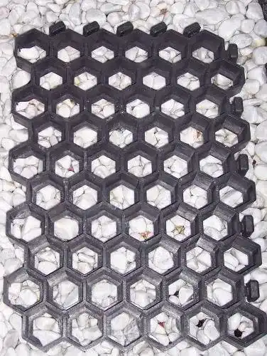Rasengitter Arndt Rasenwaben 50 x 40 cm schwarz für Paddock und Wege