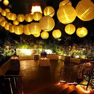 Qedertek Solar Lichterkette für Außenbeleuchtung mit 30 LED Lampions