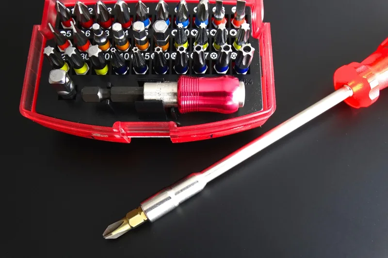 Detailaufnahme eines robusten Bithalters, der die magnetische Verriegelung und präzise Verarbeitung zeigt.