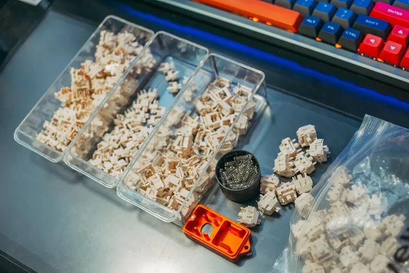 Detailaufnahme eines mechanischen Tastenschalters einer Gaming-Tastatur