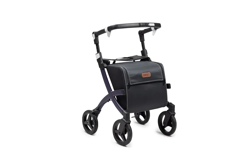 Moderner Rollator im Vordergrund, bereit zur Nutzung für verbesserte Mobilität im Alltag.